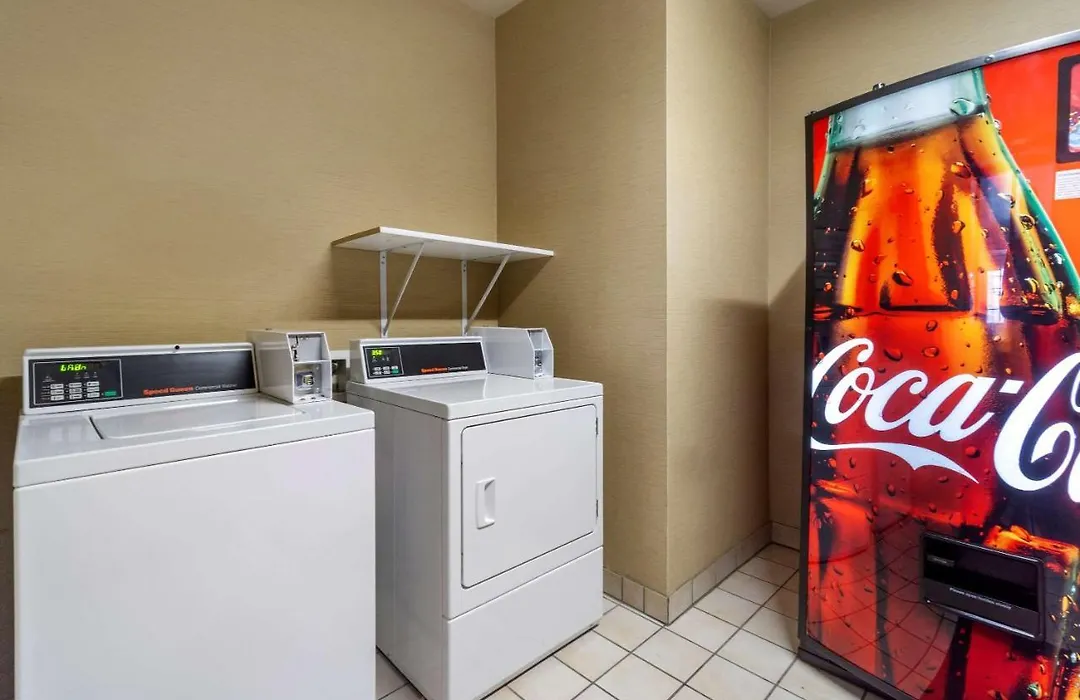 Comfort Inn Tacoma-1